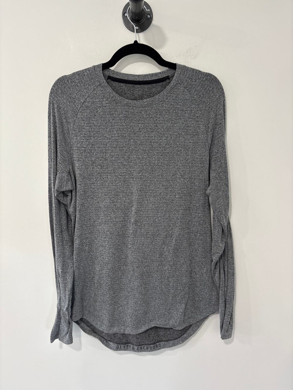 Lululemon Long Sleeve Gray Curved Hem Shirt Size M